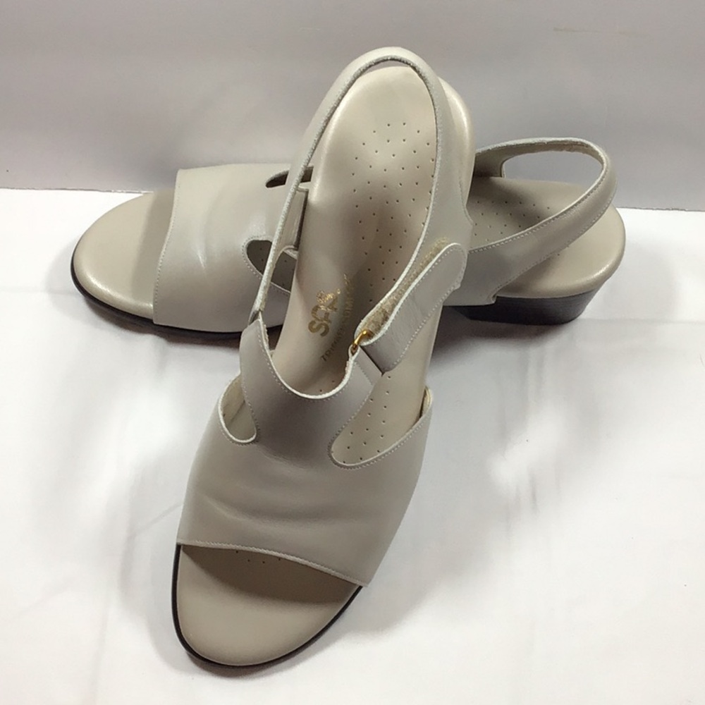 SAS Suntimer Pearl Bone Comfort Slingback Sandals Size 10 M